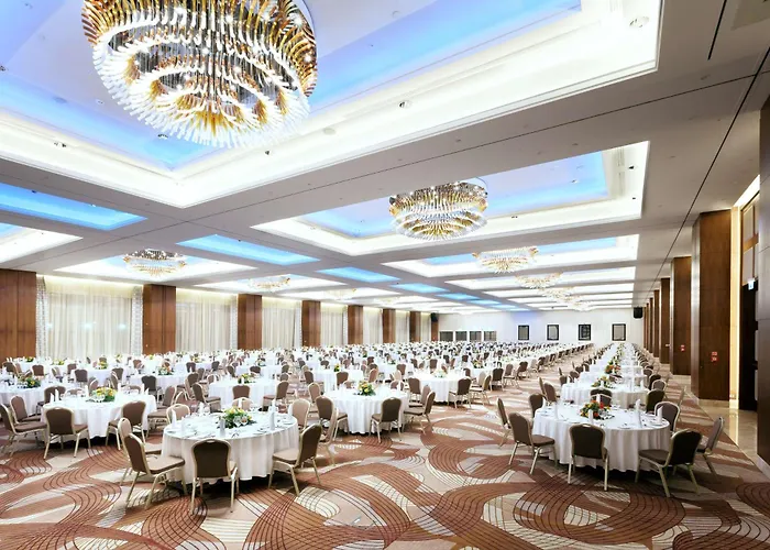 Doubletree By Hilton Hotel & Conference Centre Warsaw